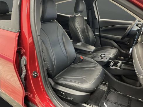 Used 2023 Ford Mustang Mach-E Premium image 33