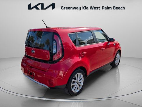 Used 2019 Kia Soul + image 7