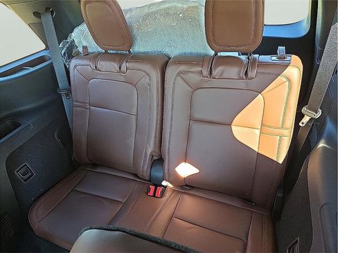 New 2025 Lincoln Aviator Reserve w/ Equipment Group 201A image 11