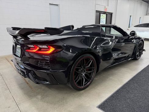 Used 2023 Chevrolet Corvette Z06 RWD image 23