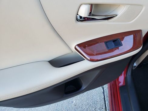 Used 2011 Lexus HS 250h image 11