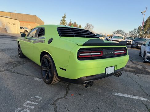 Used 2015 Dodge Challenger R/T w/ Quick Order Package 28B R/T image 3