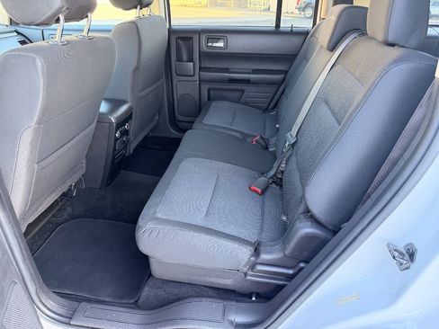 Used 2017 Ford Flex SE FWD image 24