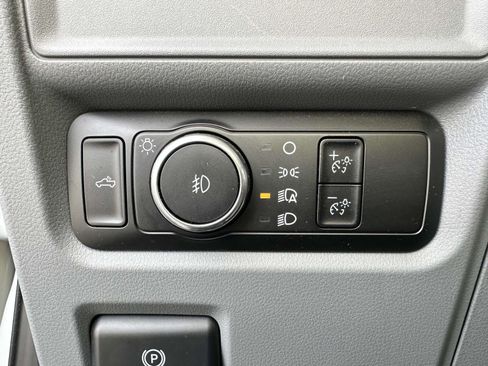 Used 2023 Ford F150 XLT image 17