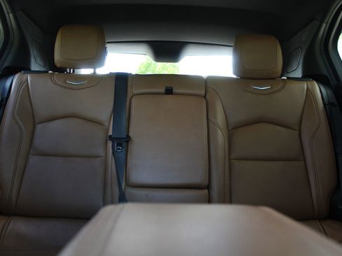 Used 2019 Cadillac XT4 Premium Luxury AWD/4WD image 13