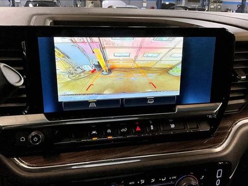 Used 2024 Chevrolet Silverado 1500 LT image 15