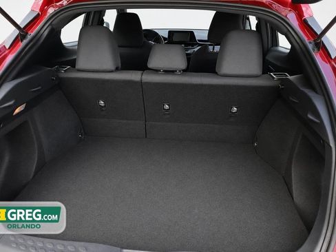 Used 2018 Toyota C-HR XLE FWD image 17