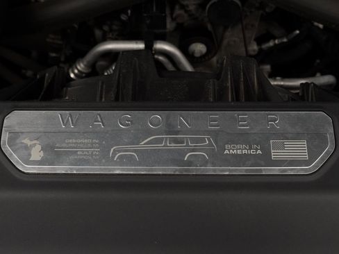 Used 2022 Jeep Grand Wagoneer Series III image 57