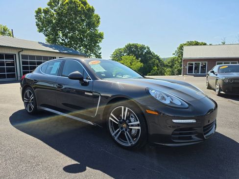 Used 2015 Porsche Panamera 4S AWD/4WD image 58