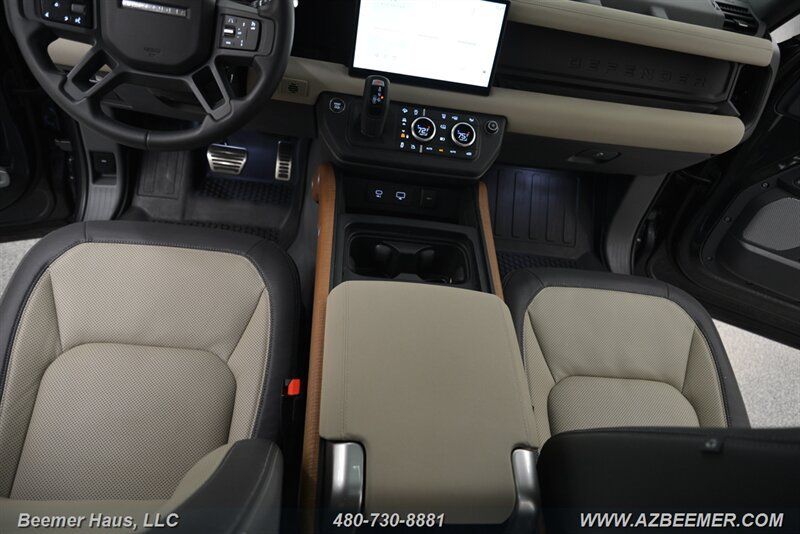 Used 2023 Land Rover Defender 130 X AWD/4WD image 20