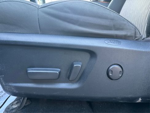 Used 2017 Toyota Tundra SR5 image 22