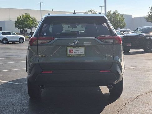 Certified 2021 Toyota RAV4 XLE w/ Convenience Package AWD/4WD image 7