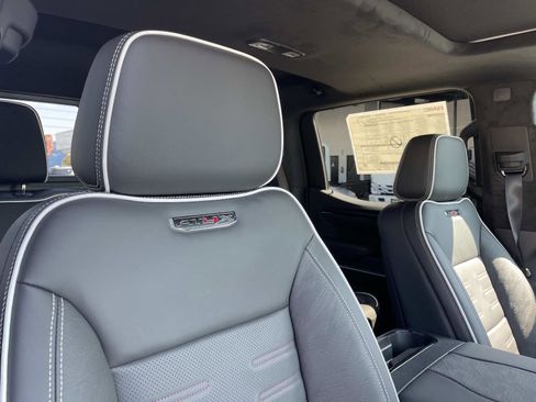 New 2026 GMC Sierra 1500 AT4X image 29