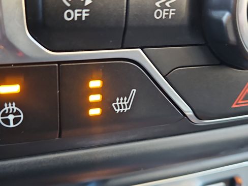 Used 2020 Jeep Wrangler Sport image 10