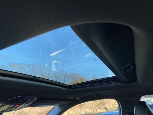 New 2025 Jeep Grand Cherokee Laredo image 8