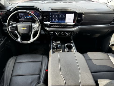 Used 2024 Chevrolet Silverado 1500 LTZ AWD/4WD image 13