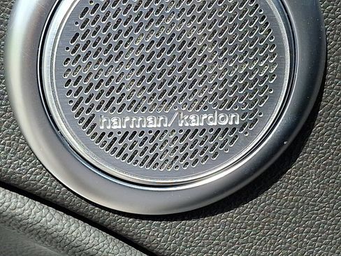 New 2025 Alfa Romeo Stelvio Sprint AWD/4WD image 19