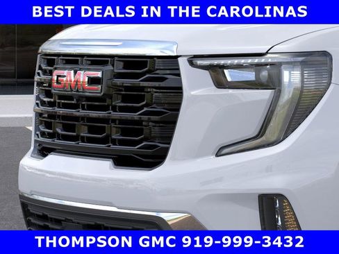 New 2025 GMC Acadia Elevation w/ Elevation Premium Package FWD image 13