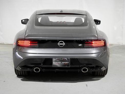 Used 2024 Nissan Z Performance w/ Floor Mat Package RWD image 4