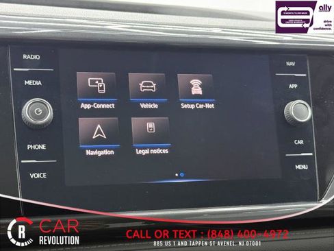 Used 2022 Volkswagen Taos SEL w/ Panoramic Sunroof Package image 24