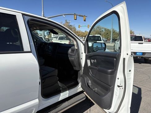 Used 2020 Nissan Titan S w/ S Utility Package image 21