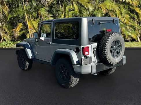 Used 2018 Jeep Wrangler Sport image 7