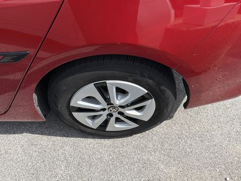 Used 2016 Toyota Prius Three w/ Protection Package FWD image 26