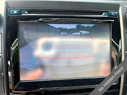 Used 2015 Toyota Camry XLE FWD image 19
