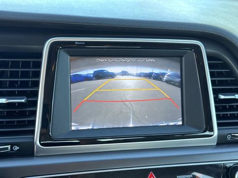 Used 2019 Hyundai Sonata SE image 17