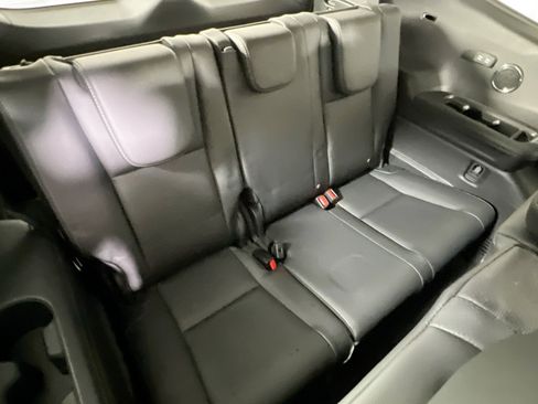 Used 2022 Subaru Ascent Limited w/ Technology Package image 27