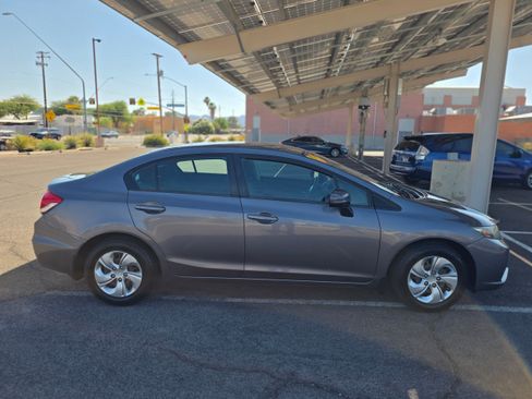 Used 2014 Honda Civic LX image 6