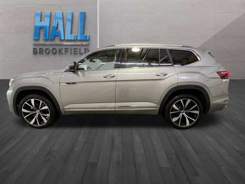 Certified 2025 Volkswagen Atlas SEL Premium R-Line image 3