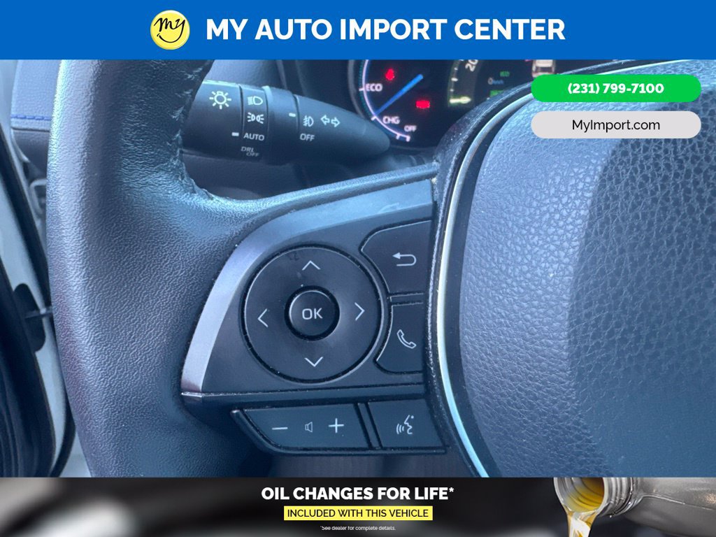 Used 2021 Toyota RAV4 XSE AWD/4WD image 16