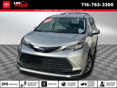 Certified 2023 Toyota Sienna LE