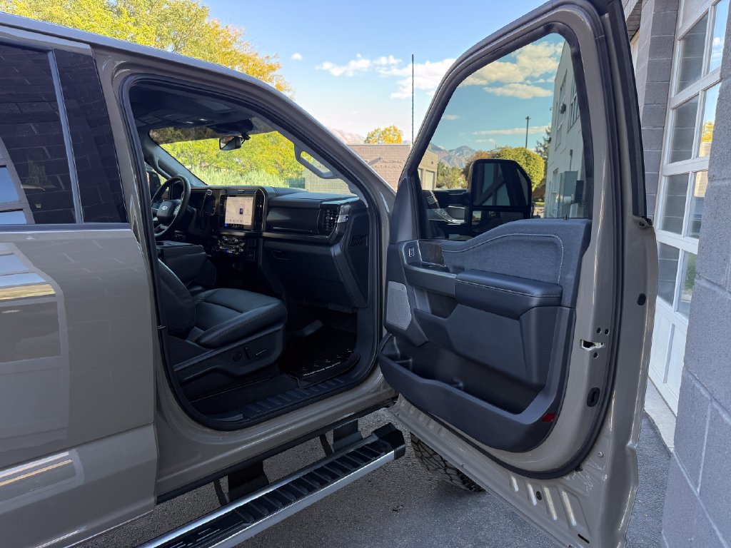 Used 2026 Ford F250 Lariat AWD/4WD image 44
