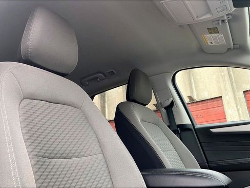 Used 2022 Ford Escape SE w/ Convenience Package image 21