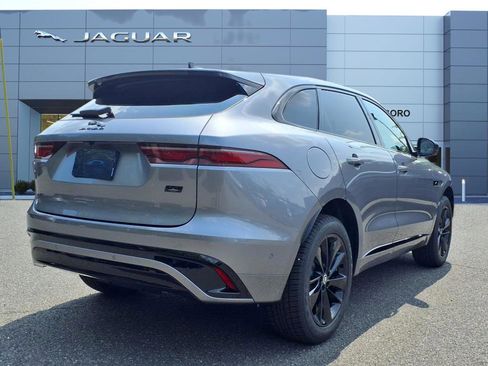 New 2026 Jaguar F-PACE R-Dynamic S image 2