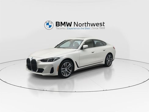 Used 2025 BMW 430i xDrive w/ Parking Assistance Package image 9