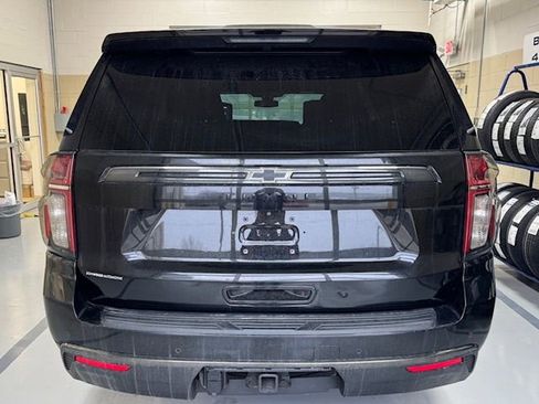 Used 2021 Chevrolet Tahoe Z71 w/ Rear Media and Nav Package image 12