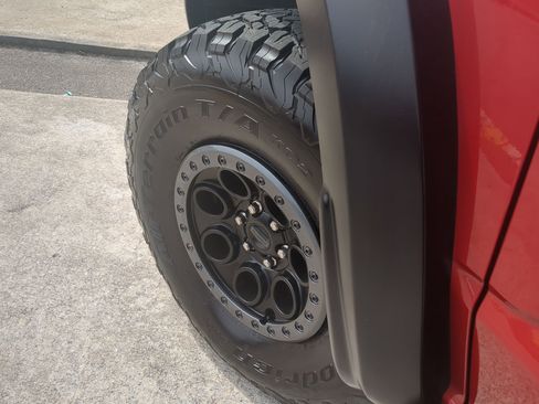 Used 2025 Ford F150 Raptor AWD/4WD image 9