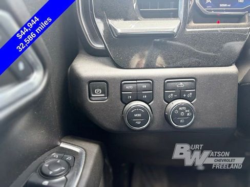 Used 2024 Chevrolet Silverado 1500 RST AWD/4WD image 17