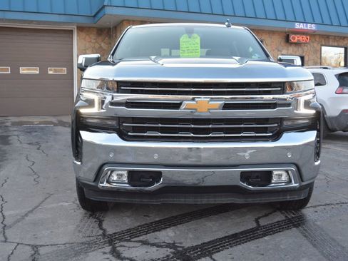 Used 2021 Chevrolet Silverado 1500 LTZ w/ Z71 Off-Road Package image 2