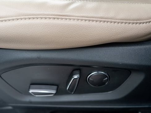 Used 2020 Ford Explorer Limited w/ Class III Trailer Tow Package image 24