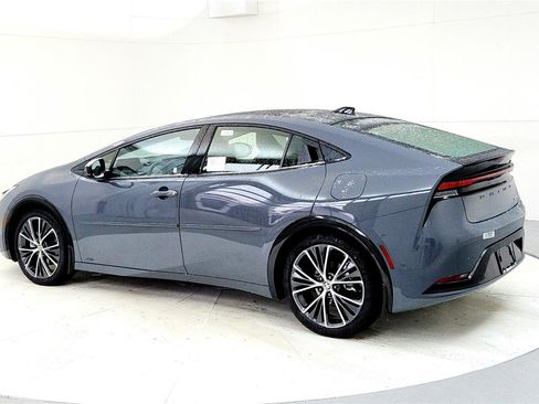 New 2026 Toyota Prius Limited image 4