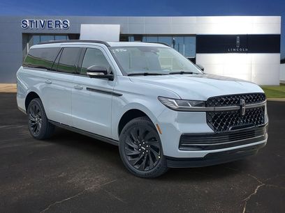 New 2026 Lincoln Navigator L Reserve w/ Jet Appearance Package