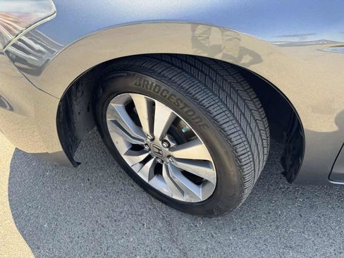 Used 2012 Honda Accord EX image 33