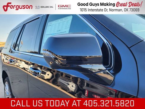 New 2026 GMC Yukon Denali w/ Denali Reserve Package AWD/4WD image 10