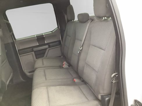 Used 2018 Ford F150 XLT w/ Trailer Tow Package image 13