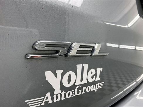 Used 2022 Ford Edge SEL w/ Convenience Package image 8