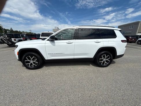 Certified 2025 Jeep Grand Cherokee L Limited AWD/4WD image 2